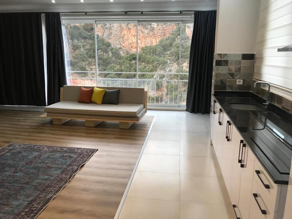 Green Hill Kas Apartment Bagian luar foto